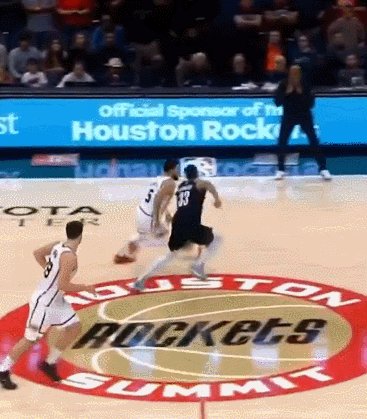 开云·体育 kaiyun 官方网站_kaiyun sports-手指三位裁判破口大骂 范弗利特领到5万美元罚单