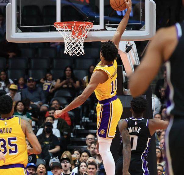 开云·体育 kaiyun 官方网站_kaiyun sports-多名主力休战湖人克国王 全阵容如何进化令人期待