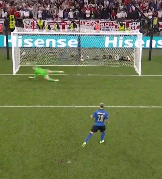 开云·体育 kaiyun 官方网站_kaiyun sports-【欧洲杯】博努奇追平 英格兰3替补失点 意大利夺冠